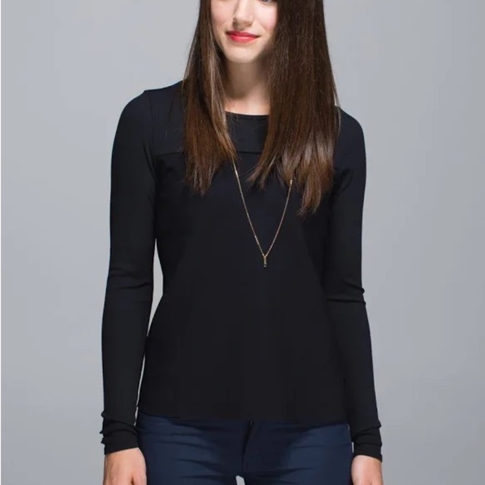 NWT lululemon out of this world LS